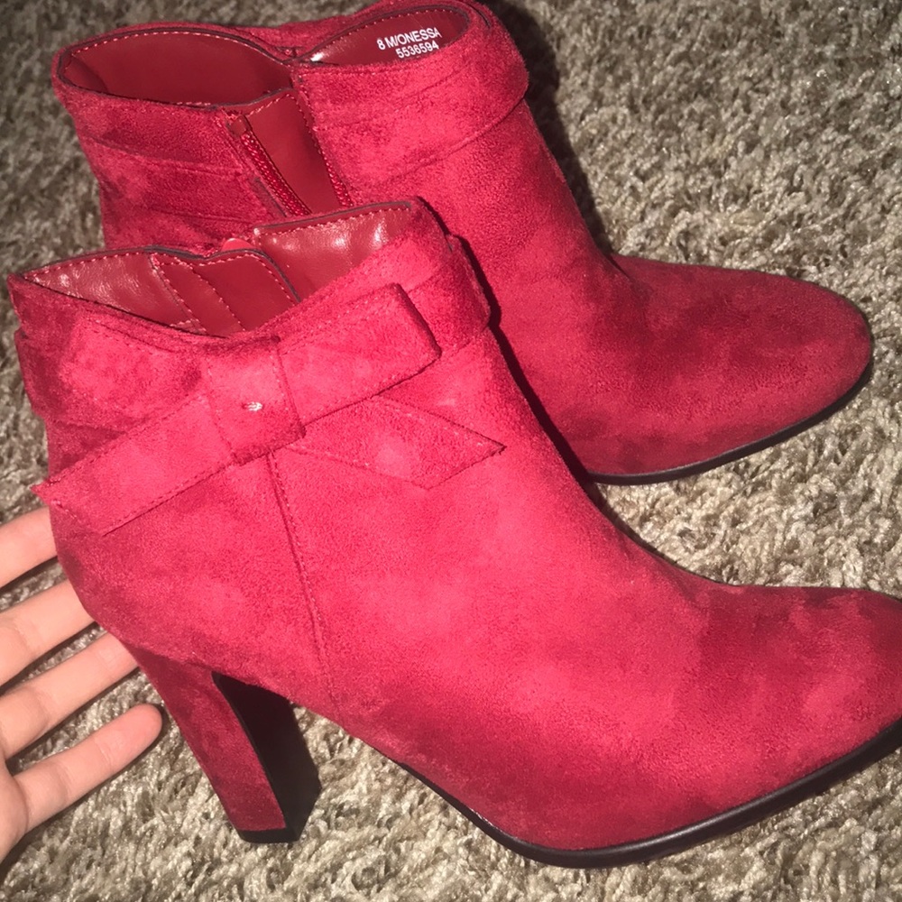 Red heeled boots!